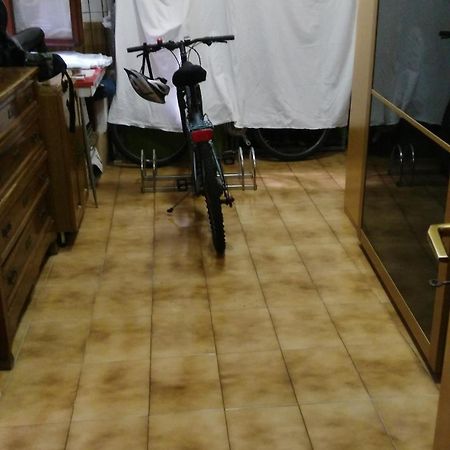 Camere Porto Vecchio Con Parcheggio A Pochi Passi Dal Castello 말세진느 외부 사진