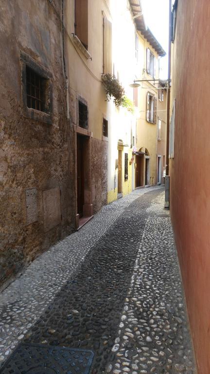 Camere Porto Vecchio Con Parcheggio A Pochi Passi Dal Castello 말세진느 외부 사진