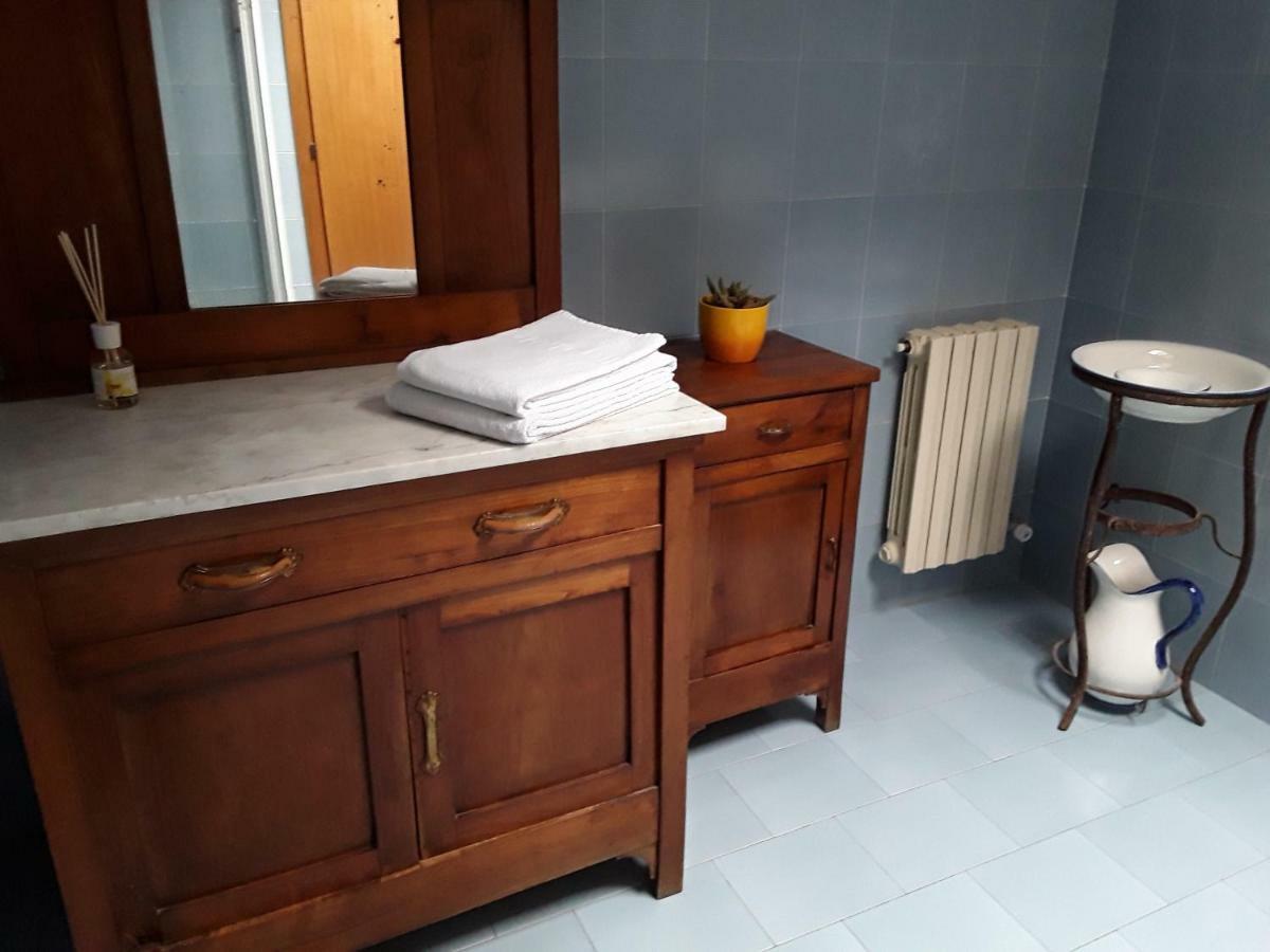 Camere Porto Vecchio Con Parcheggio A Pochi Passi Dal Castello 말세진느 외부 사진